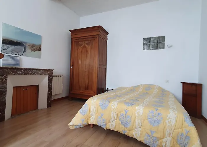 Hébergement de vacances Maison De Charme Proche Et Commerces, 5 Pers. - Fr-1-476-232 *