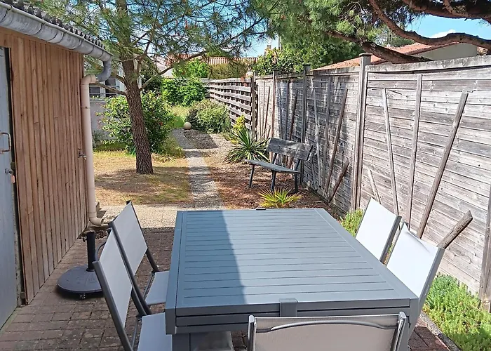 Hébergement de vacances Maison De Charme Proche Et Commerces, 5 Pers. - Fr-1-476-232