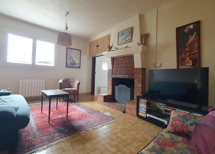 Hébergement de vacances Maison De Charme Proche Et Commerces, 5 Pers. - Fr-1-476-232 *